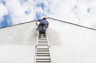 Peinture extérieure à Troguéry — façades et ravalement